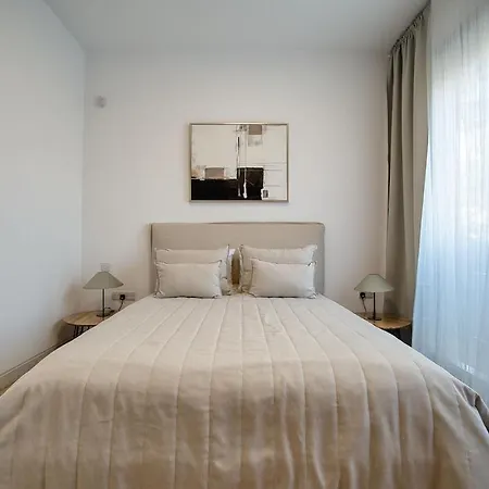 After B00klng Must Scаn Qr-c0dе --downtown 2 Holiday home