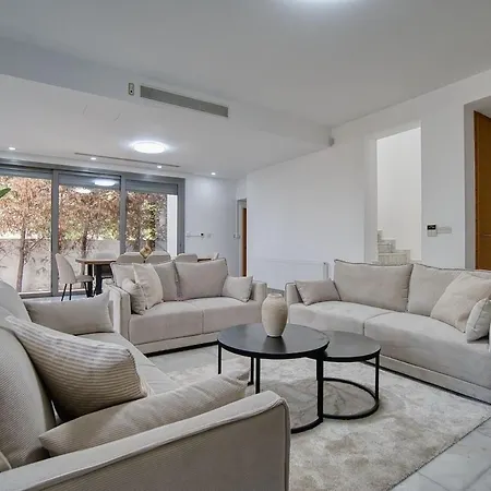 Holiday home After B00klng Must Scаn Qr-c0dе --downtown 2 *